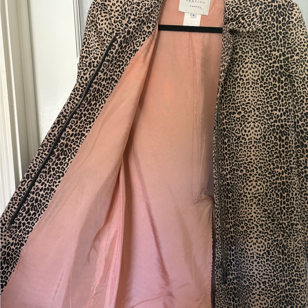 Vertigo Paris Brown and Black Blazer with Leopard Print